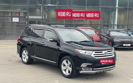 Toyota Highlander III, 2012 год, 2 100 000 рублей, 3 фотография