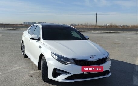 KIA Optima IV, 2018 год, 2 200 000 рублей, 5 фотография