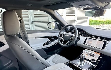 Land Rover Range Rover Evoque II, 2022 год, 4 590 000 рублей, 9 фотография