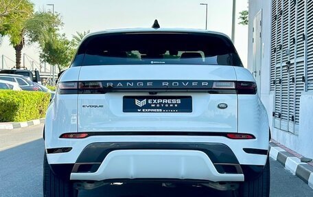 Land Rover Range Rover Evoque II, 2022 год, 4 590 000 рублей, 5 фотография