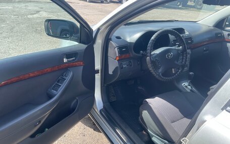 Toyota Avensis III рестайлинг, 2005 год, 555 000 рублей, 12 фотография