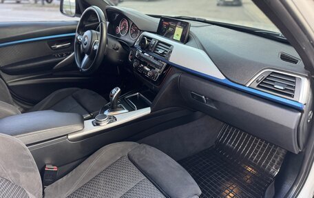 BMW 3 серия, 2017 год, 2 600 000 рублей, 12 фотография