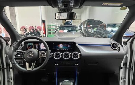 Mercedes-Benz GLA, 2021 год, 2 350 000 рублей, 4 фотография