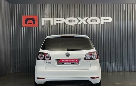 Volkswagen Golf Plus II, 2011 год, 777 000 рублей, 24 фотография