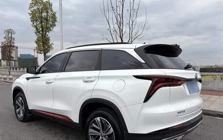 Changan CS75 I рестайлинг, 2022 год, 2 100 000 рублей, 5 фотография