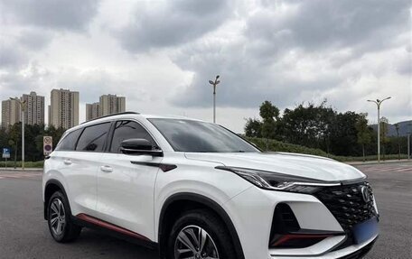 Changan CS75 I рестайлинг, 2022 год, 2 100 000 рублей, 2 фотография
