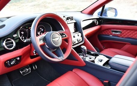Bentley Bentayga I, 2022 год, 20 765 000 рублей, 7 фотография