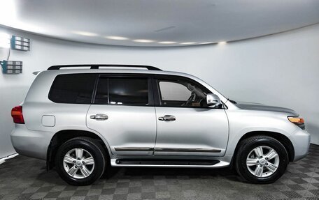 Toyota Land Cruiser 200, 2014 год, 3 999 000 рублей, 5 фотография
