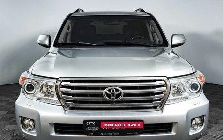 Toyota Land Cruiser 200, 2014 год, 3 999 000 рублей, 2 фотография