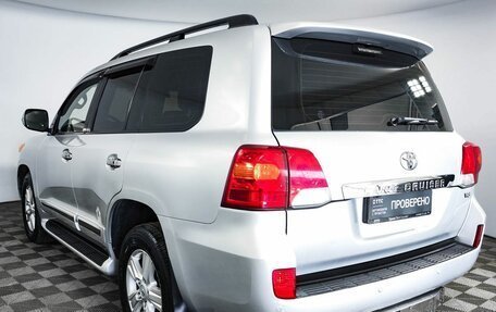 Toyota Land Cruiser 200, 2014 год, 3 999 000 рублей, 8 фотография