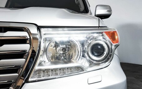 Toyota Land Cruiser 200, 2014 год, 3 999 000 рублей, 21 фотография