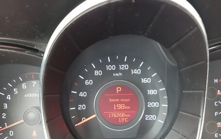 KIA Rio III рестайлинг, 2017 год, 1 000 000 рублей, 10 фотография