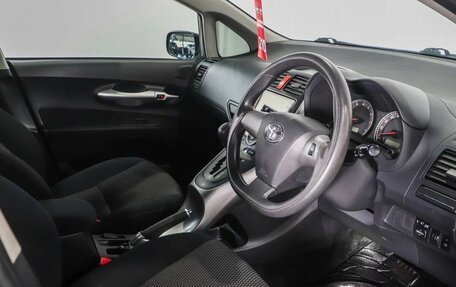 Toyota Auris II, 2010 год, 899 000 рублей, 7 фотография