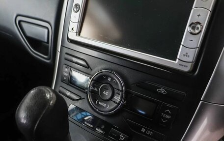 Toyota Auris II, 2010 год, 899 000 рублей, 11 фотография
