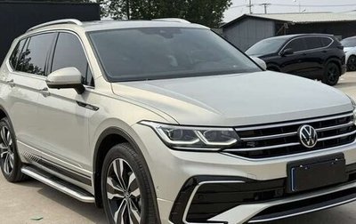 Volkswagen Tiguan II, 2021 год, 3 450 000 рублей, 1 фотография