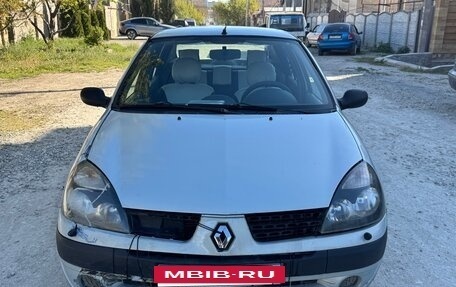 Renault Clio III, 2003 год, 215 000 рублей, 8 фотография