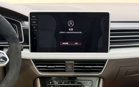 Volkswagen Tiguan II, 2021 год, 3 450 000 рублей, 13 фотография