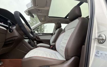 Volkswagen Tiguan II, 2021 год, 3 450 000 рублей, 16 фотография