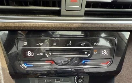 Volkswagen Tiguan II, 2021 год, 3 450 000 рублей, 19 фотография