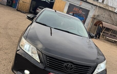 Toyota Camry, 2013 год, 1 650 000 рублей, 2 фотография