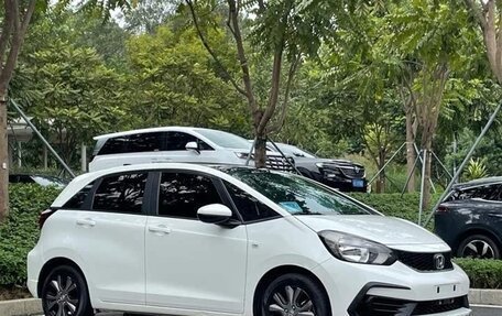 Honda Fit, 2022 год, 900 000 рублей, 3 фотография