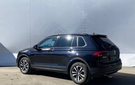 Volkswagen Tiguan II, 2020 год, 2 499 000 рублей, 7 фотография