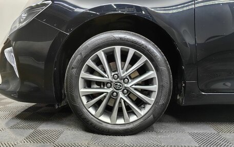 Toyota Camry, 2017 год, 2 075 000 рублей, 15 фотография