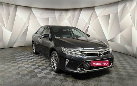 Toyota Camry, 2017 год, 2 075 000 рублей, 3 фотография