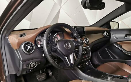 Mercedes-Benz GLA, 2014 год, 1 745 000 рублей, 14 фотография