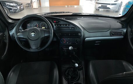 Chevrolet Niva I рестайлинг, 2014 год, 619 000 рублей, 10 фотография