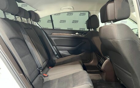 Volkswagen Passat B8 рестайлинг, 2015 год, 1 697 000 рублей, 4 фотография