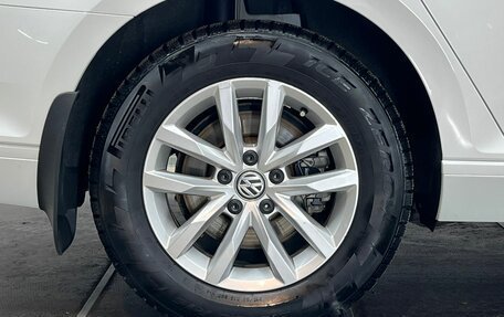 Volkswagen Passat B8 рестайлинг, 2015 год, 1 697 000 рублей, 5 фотография