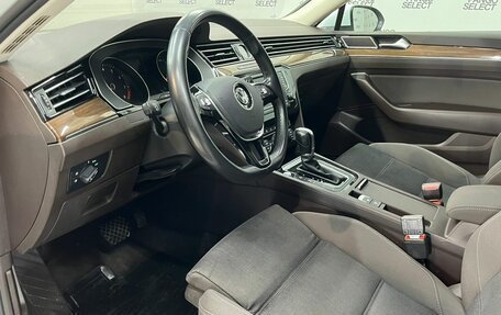 Volkswagen Passat B8 рестайлинг, 2015 год, 1 697 000 рублей, 12 фотография