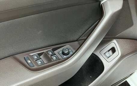 Volkswagen Passat B8 рестайлинг, 2015 год, 1 697 000 рублей, 15 фотография
