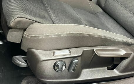 Volkswagen Passat B8 рестайлинг, 2015 год, 1 697 000 рублей, 14 фотография