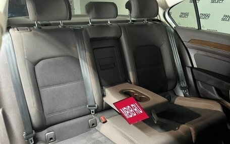 Volkswagen Passat B8 рестайлинг, 2015 год, 1 697 000 рублей, 9 фотография
