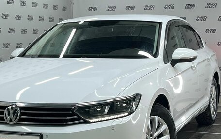 Volkswagen Passat B8 рестайлинг, 2015 год, 1 697 000 рублей, 23 фотография