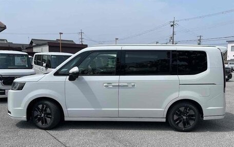 Honda Stepwgn, 2025 год, 2 700 000 рублей, 12 фотография