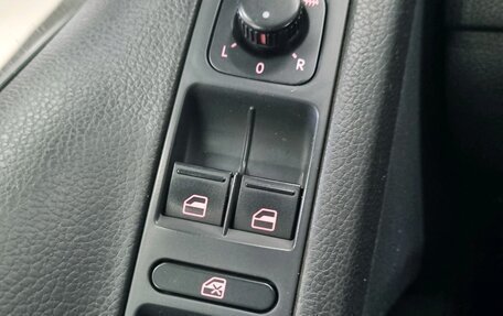 Volkswagen Tiguan I, 2012 год, 1 125 000 рублей, 18 фотография