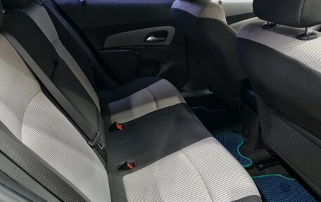 Chevrolet Cruze II, 2013 год, 700 000 рублей, 10 фотография