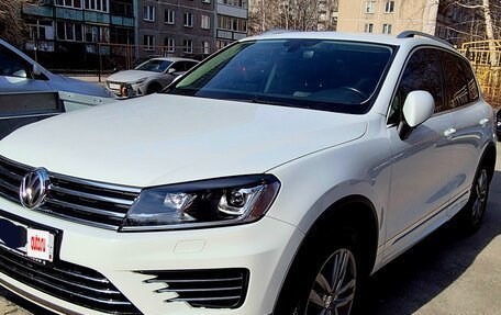 Volkswagen Touareg III, 2016 год, 3 700 000 рублей, 2 фотография