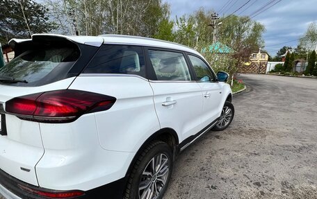Geely Atlas, 2023 год, 1 820 000 рублей, 8 фотография