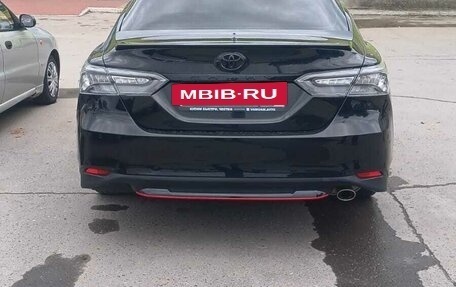 Toyota Camry, 2020 год, 2 650 000 рублей, 2 фотография