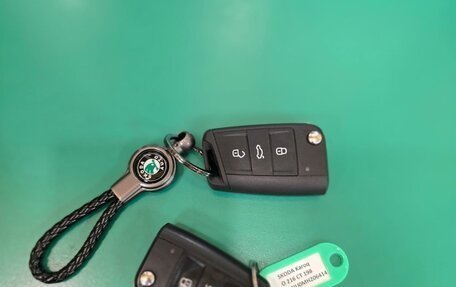 Skoda Karoq I, 2020 год, 1 499 999 рублей, 15 фотография