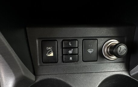 Toyota RAV4, 2006 год, 970 000 рублей, 16 фотография