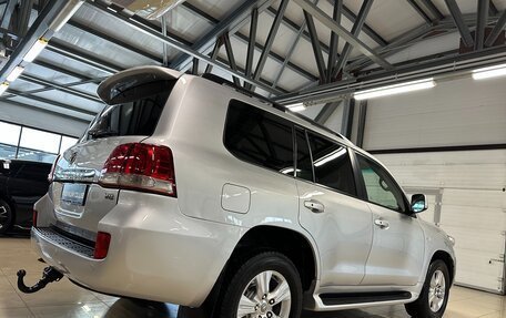 Toyota Land Cruiser 200, 2009 год, 2 599 000 рублей, 17 фотография