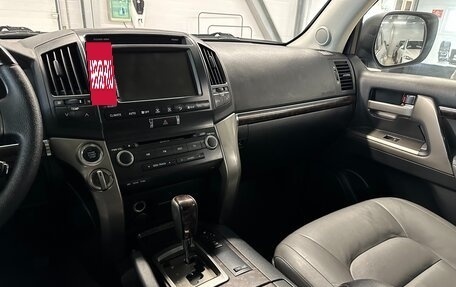 Toyota Land Cruiser 200, 2009 год, 2 599 000 рублей, 26 фотография