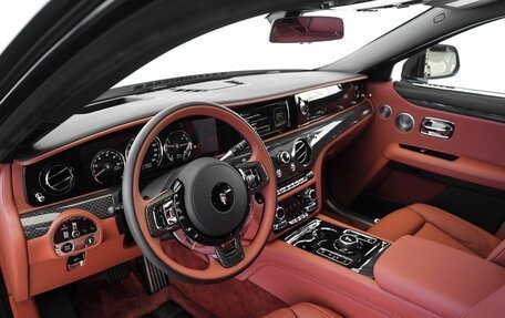 Rolls-Royce Ghost Series II рестайлинг, 2024 год, 51 980 000 рублей, 8 фотография