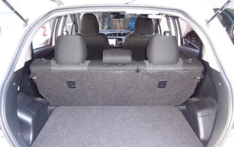 Toyota Vitz, 2020 год, 750 000 рублей, 10 фотография