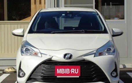 Toyota Vitz, 2020 год, 750 000 рублей, 2 фотография